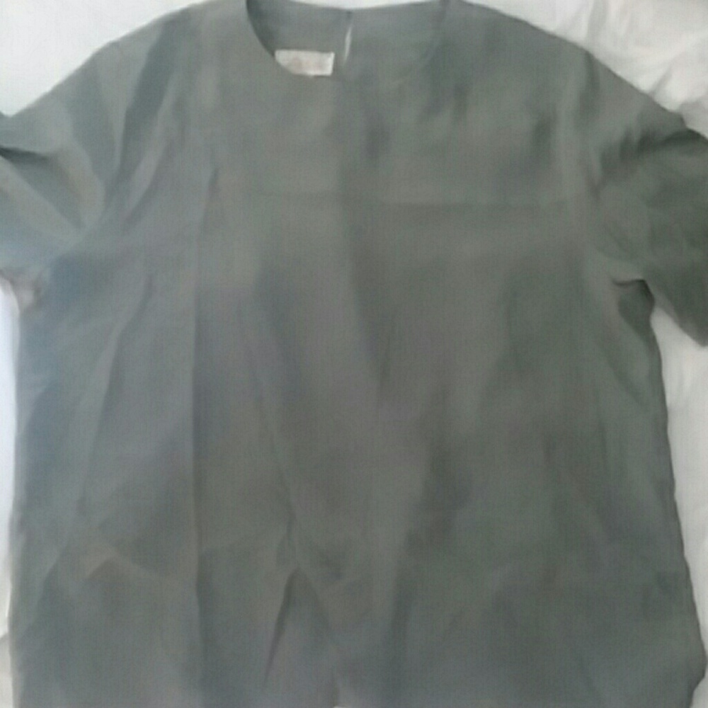 Fashion Attitudes size 18 Olive green shirt